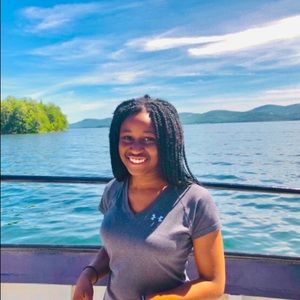 Meet your Posher, Michelle